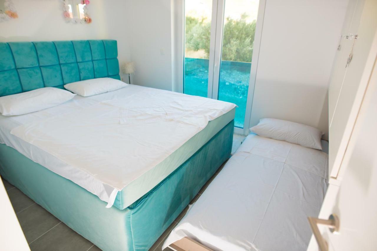 Apartment Mikulic Makarska Exterior foto